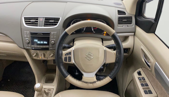2015 Maruti Ertiga ZXI, Petrol, Manual, 54,038 km, Steering Wheel Close Up