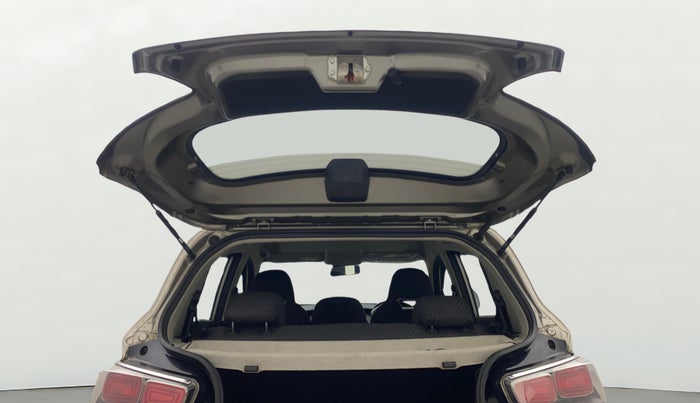 2018 Mahindra KUV 100 NXT K8 P 6 STR, Petrol, Manual, 16,675 km, Boot Door Open