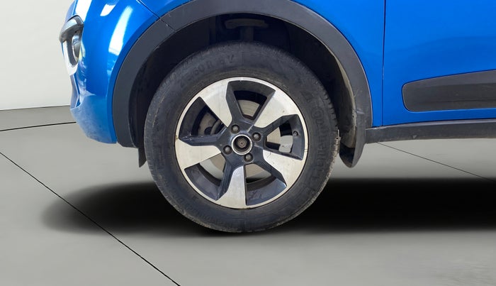 2017 Tata NEXON XZ PLUS PETROL, Petrol, Manual, 1,17,602 km, Left Front Wheel