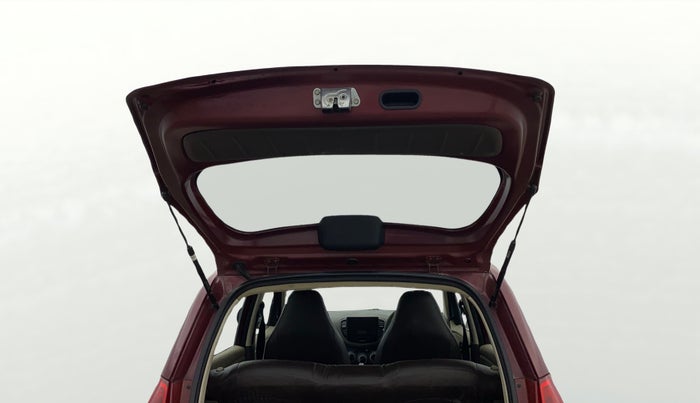 2016 Hyundai i10 ERA 1.1, Petrol, Manual, 17,957 km, Boot Door Open