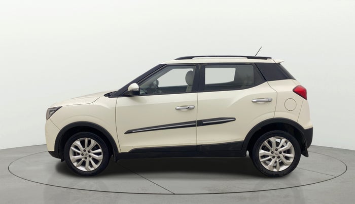 2021 Mahindra XUV300 W8 1.2 PETROL, Petrol, Manual, 62,330 km, Left Side