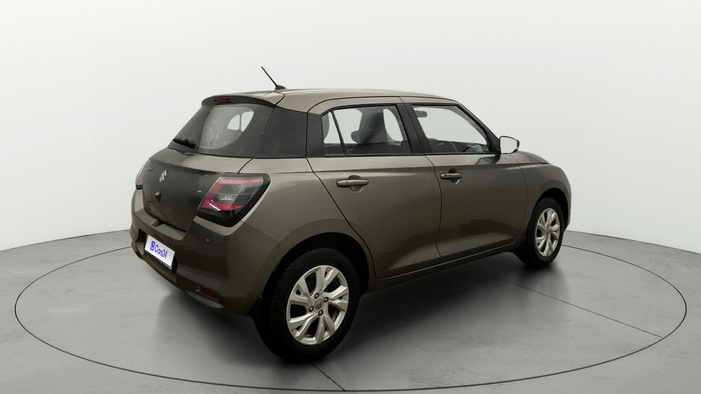 2025 Maruti Swift ZXi AMT, Petrol, Automatic, 11,156 km, Right Back Diagonal