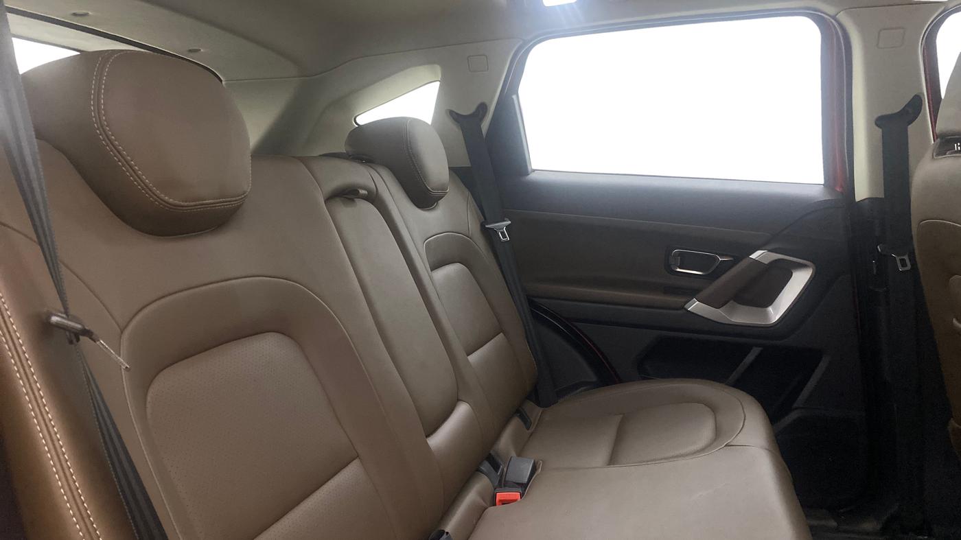 2020 Tata Harrier XZA PLUS 2.0L, Diesel, Automatic, 44,760 km, Right Side Rear Door Cabin
