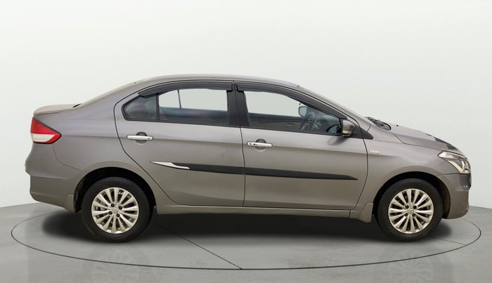 2017 Maruti Ciaz ZDI SHVS, Diesel, Manual, 68,320 km, Right Side View