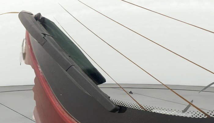 2014 Renault Duster 110 PS RXL ADVENTURE, Diesel, Manual, 1,09,872 km, Rear Wiper