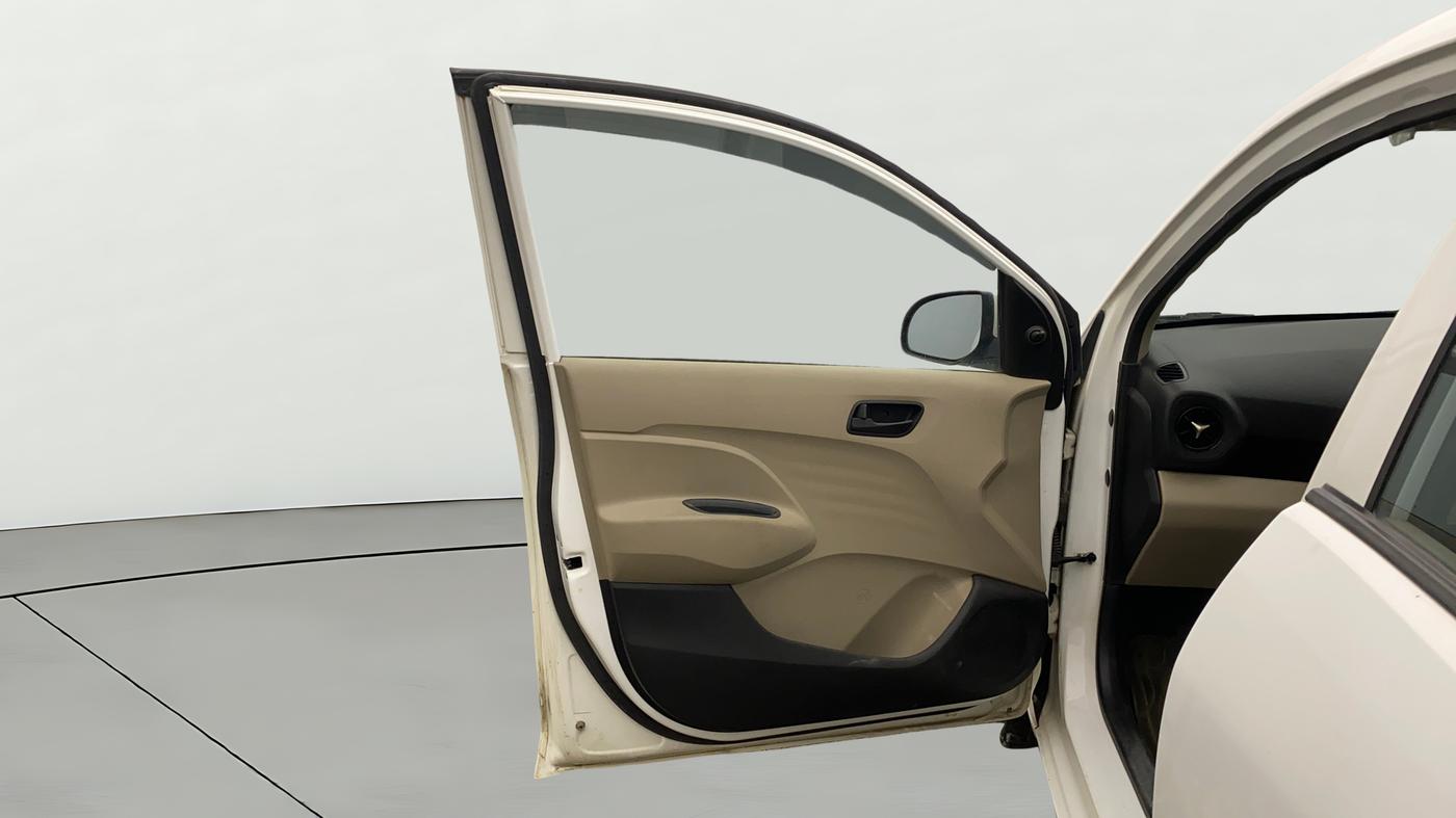2021 Hyundai NEW SANTRO MAGNA, Petrol, Manual, 33,400 km, LHS Front Door