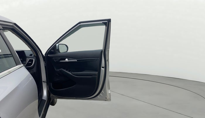 2022 KIA SELTOS HTE 1.5 DIESEL, Diesel, Manual, 55,601 km, RHS Front Door