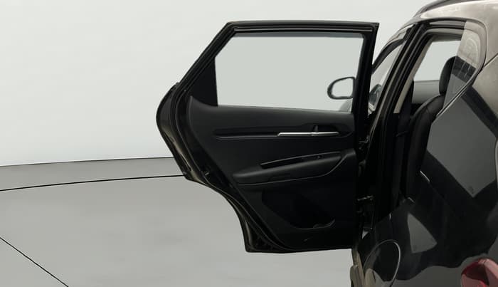 2022 KIA SONET HTK PLUS 1.0 IMT, Petrol, Manual, 39,528 km, LHS Rear Door