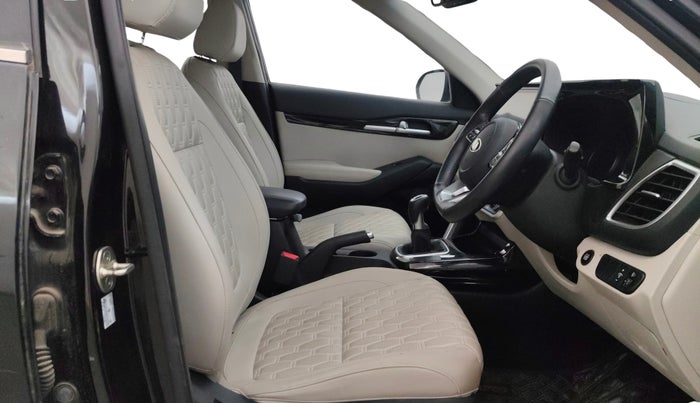 2021 KIA SELTOS HTX 1.5 PETROL, Petrol, Manual, 24,808 km, Right Side Front Door Cabin