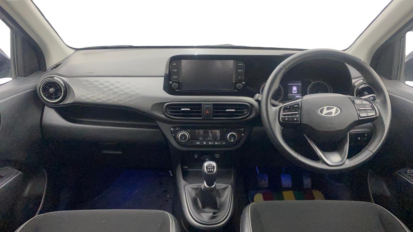 2023 Hyundai GRAND I10 NIOS SPORTZ 1.2 KAPPA VTVT DUAL TONE, Petrol, Manual, 16,697 km, Dashboard