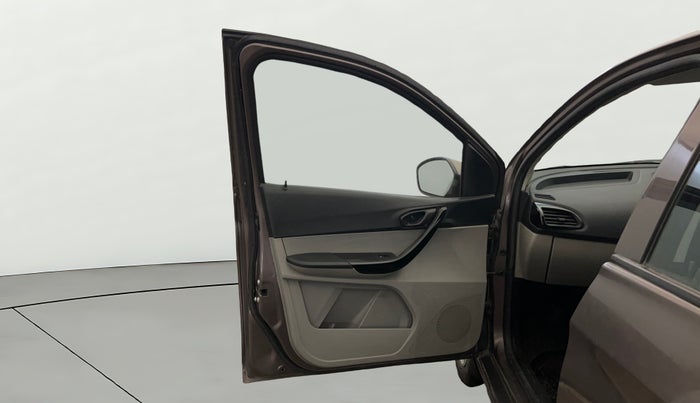 2017 Tata Tiago XT PETROL, CNG, Manual, 93,663 km, LHS Front Door