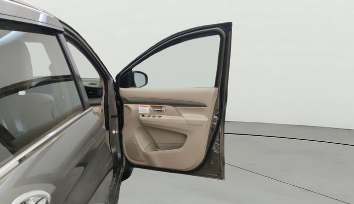 2022 Maruti Ertiga   VXI (O) CNG, CNG, Manual, 44,485 km, RHS Front Door