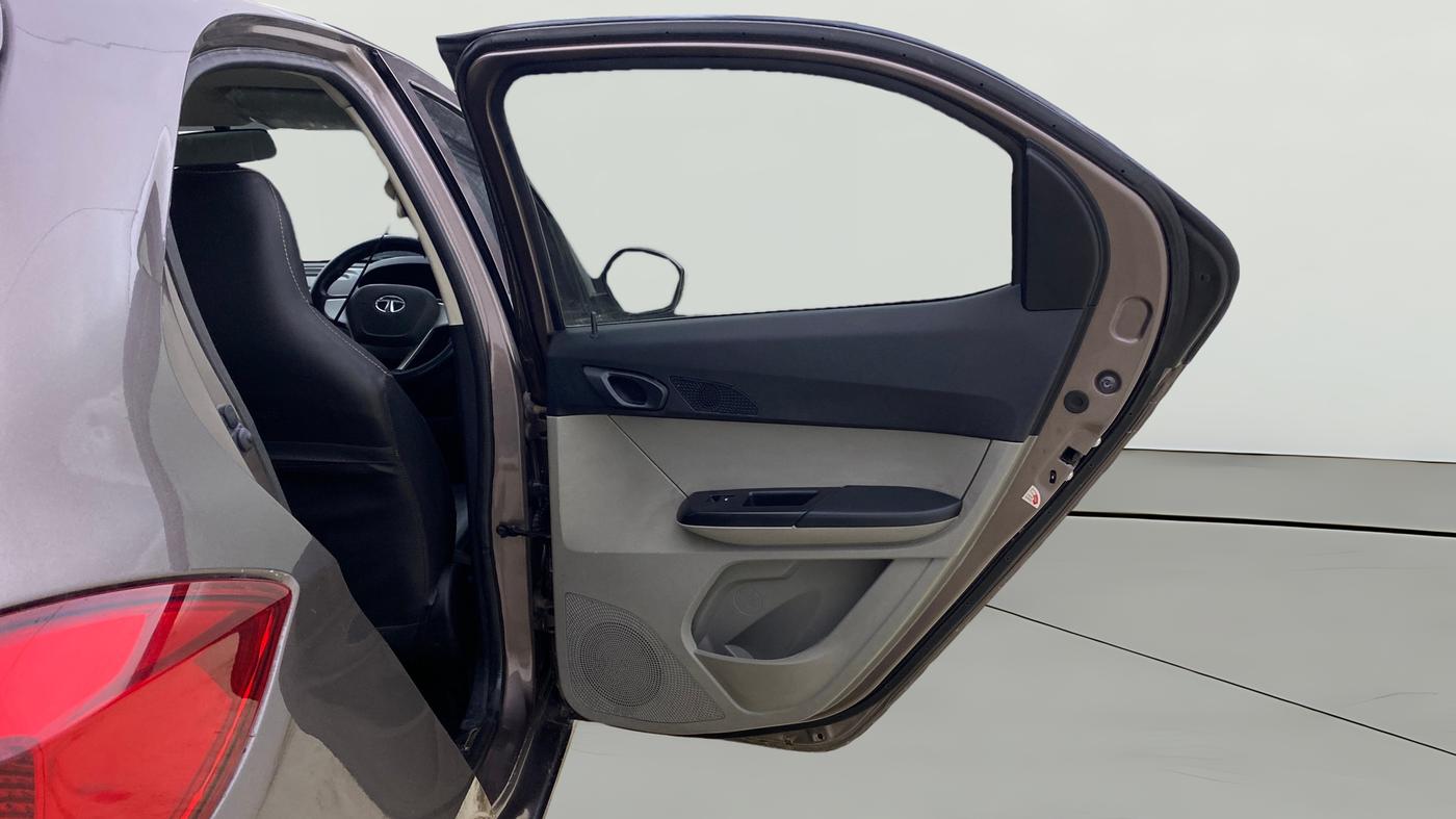 2017 Tata Tiago XT PETROL, Petrol, Manual, 75,258 km, RHS Rear Door
