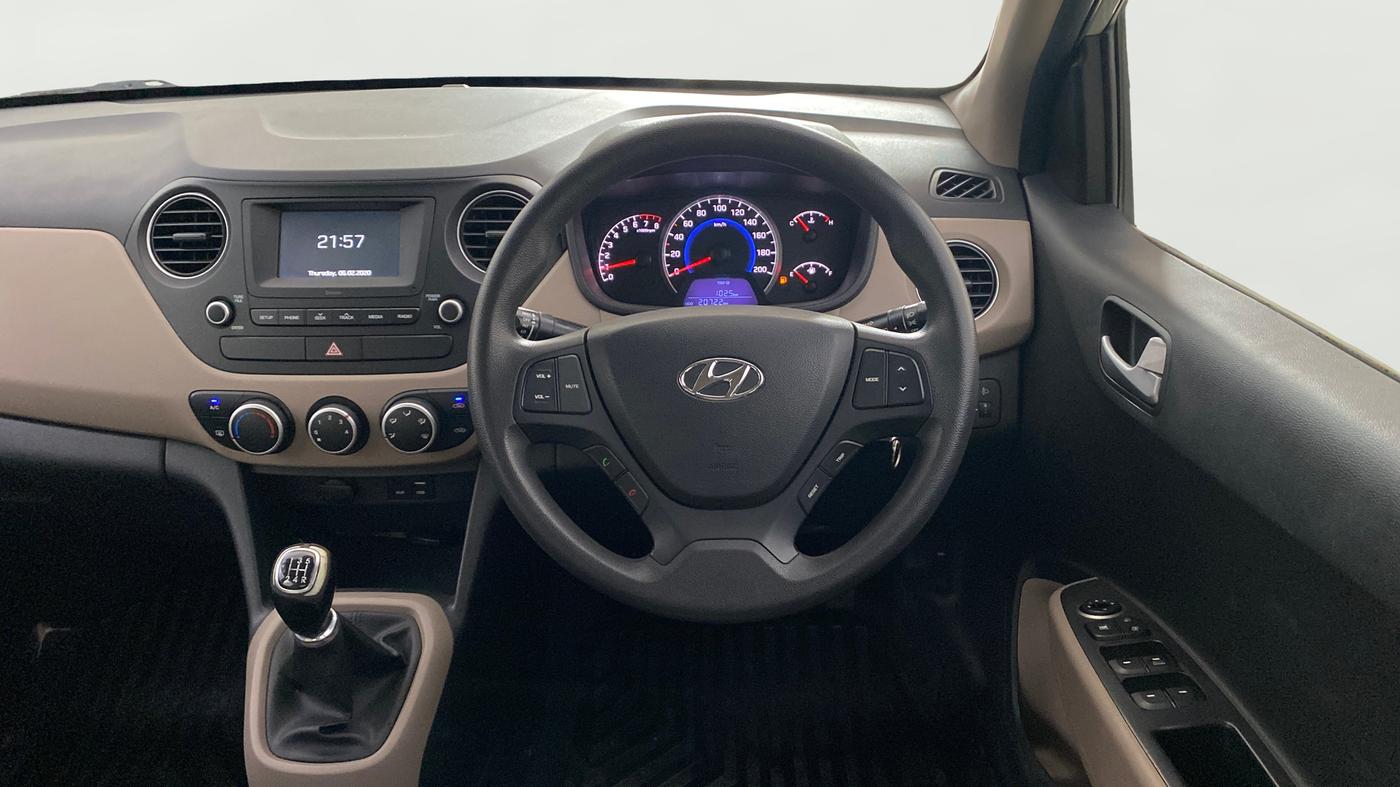 2017 Hyundai Grand i10 SPORTZ (O) 1.2 KAPPA VTVT, Petrol, Manual, 20,721 km, Steering Wheel Close Up