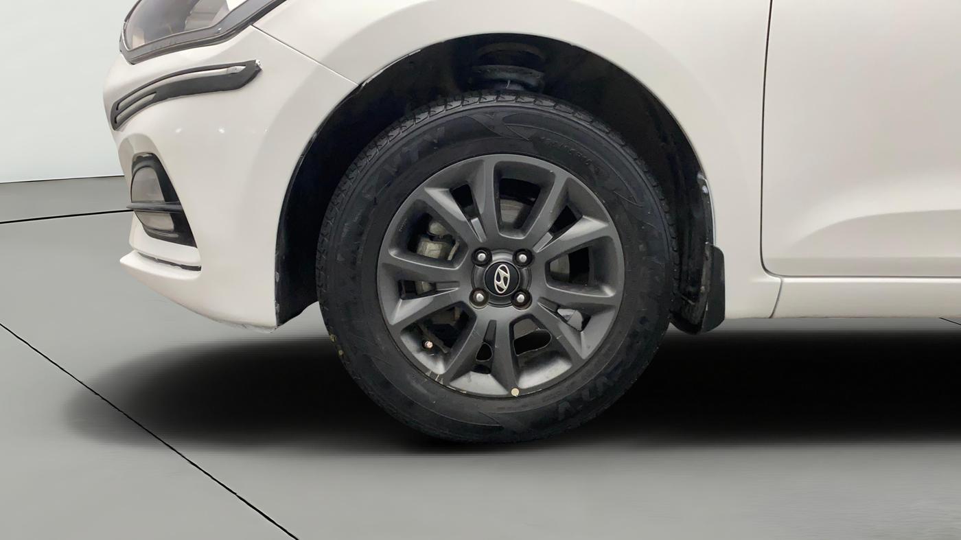 2020 Hyundai Elite i20 SPORTZ PLUS 1.2, Petrol, Manual, 45,861 km, Left Front Wheel