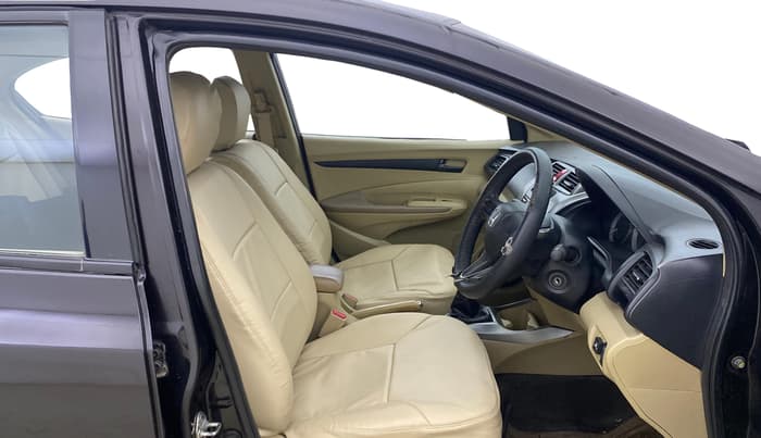 2013 Honda City 1.5L I-VTEC S MT, CNG, Manual, 1,18,684 km, Right Side Front Door Cabin