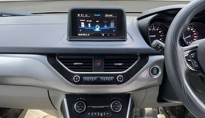 2018 Tata NEXON XZ PLUS PETROL DUAL TONE, Petrol, Manual, 86,988 km, Air Conditioner