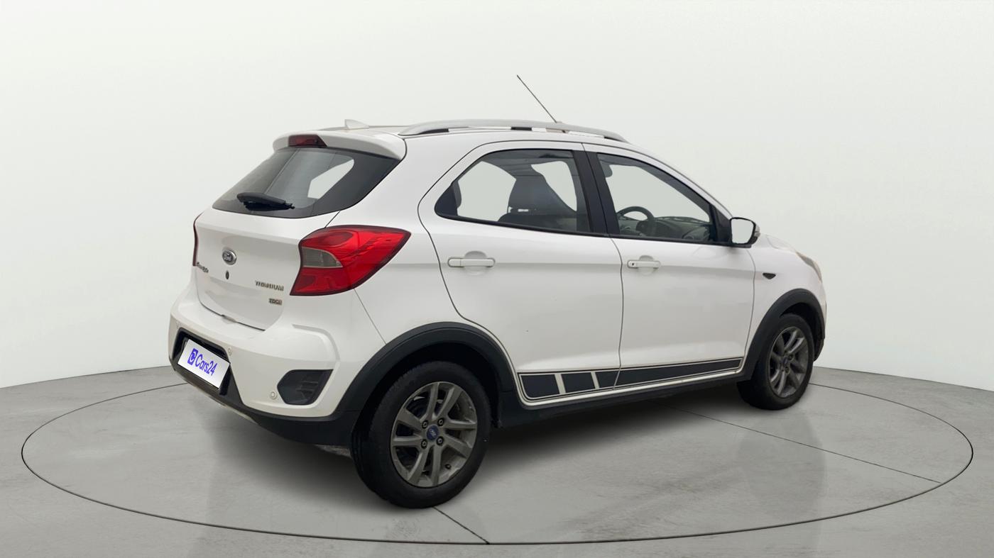 2018 Ford FREESTYLE TITANIUM 1.5 DIESEL, Diesel, Manual, 1,09,173 km, Right Back Diagonal