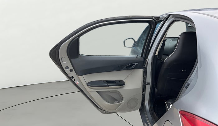 2018 Tata Tiago XM PETROL, CNG, Manual, 73,667 km, LHS Rear Door