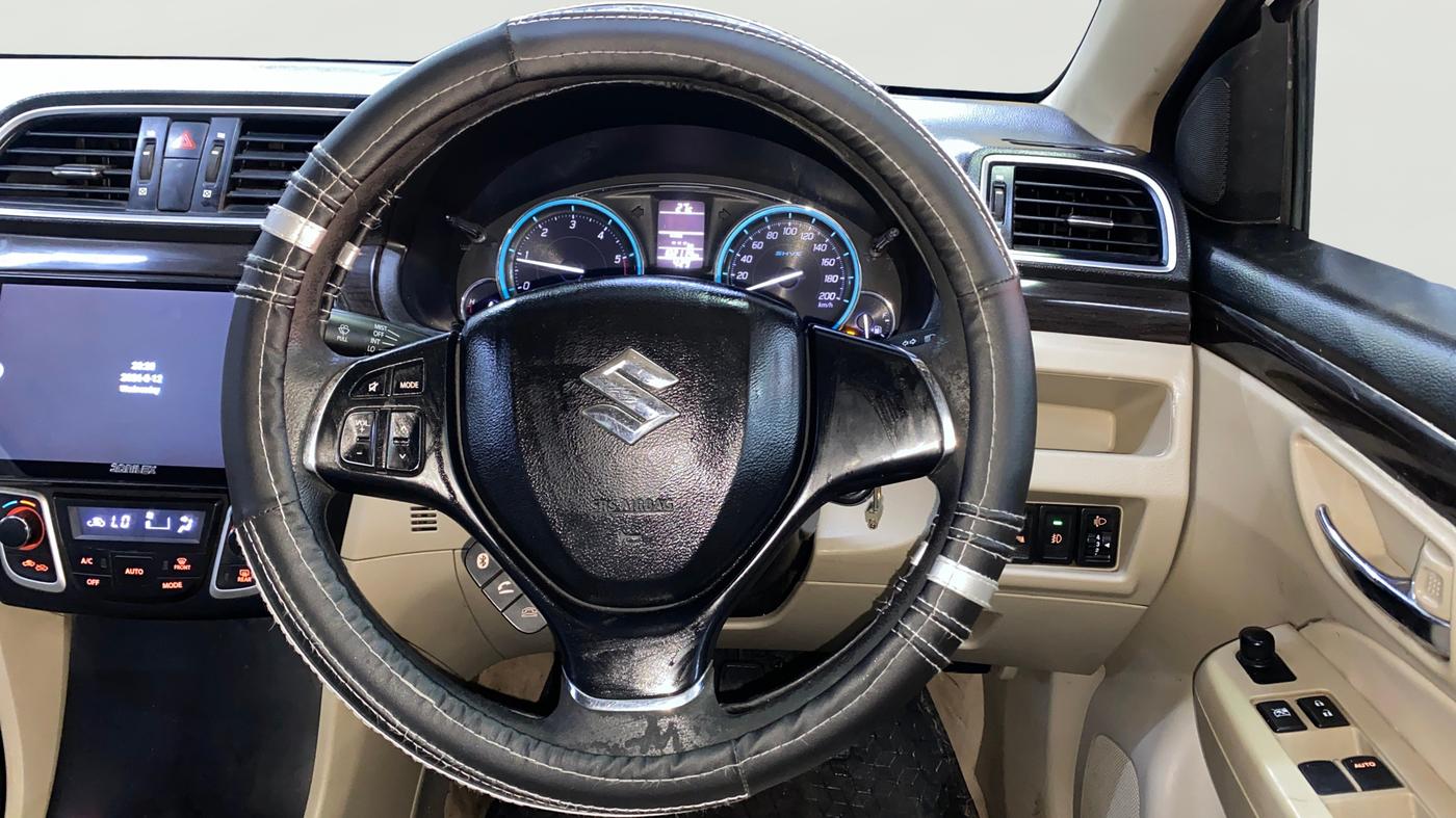 2016 Maruti Ciaz VDI+ SHVS, Diesel, Manual, 1,02,110 km, Steering Wheel Close Up