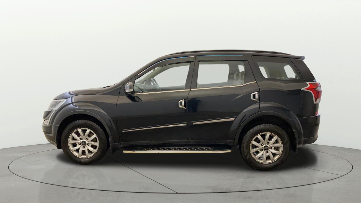 2021 Mahindra XUV500 W9 AT, Diesel, Automatic, 67,343 km, Left Side