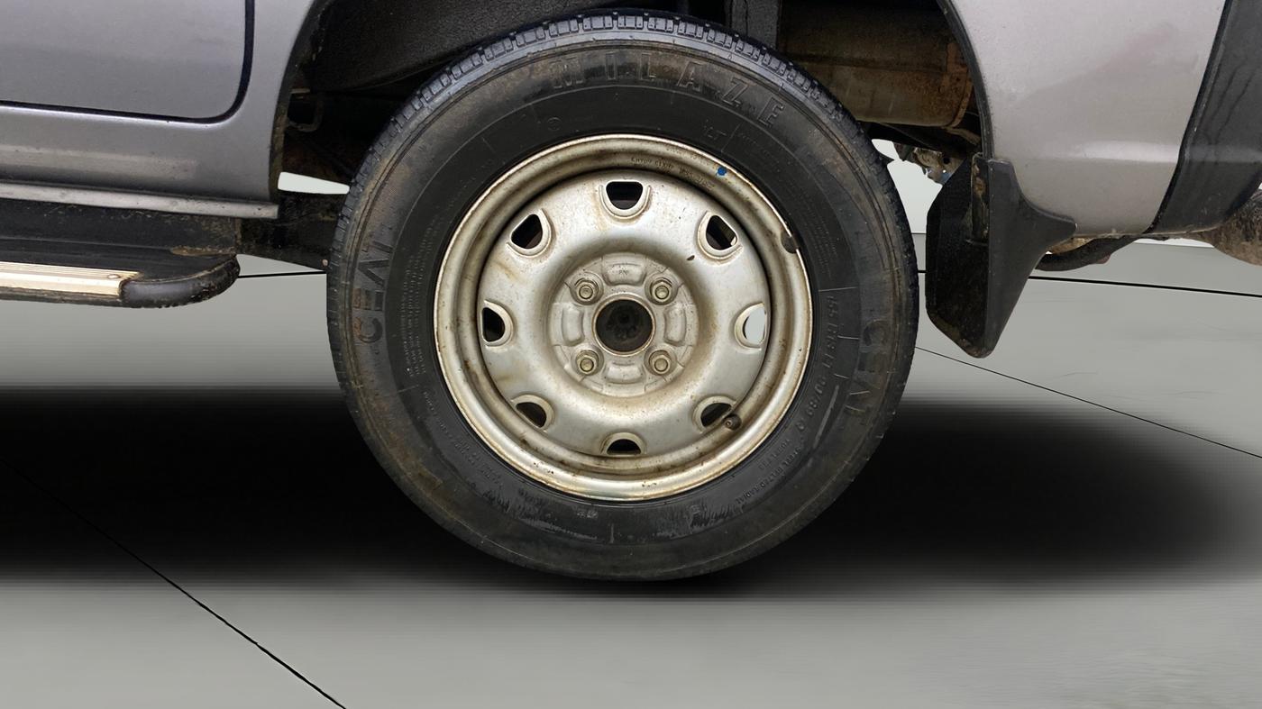 2022 Maruti Eeco 5 STR AC (O), Petrol, Manual, 33,960 km, Left Rear Wheel