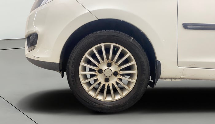 2015 Tata Zest XT PETROL, Petrol, Manual, 68,529 km, Left Front Wheel