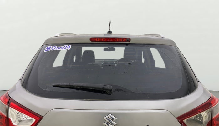 2016 Maruti S Cross ALPHA 1.6, Diesel, Manual, 1,02,946 km, Rear Windshield