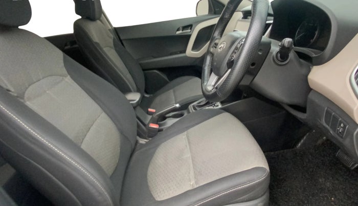 2018 Hyundai Creta SX PLUS AT 1.6 DIESEL, Diesel, Automatic, 1,22,910 km, Right Side Front Door Cabin