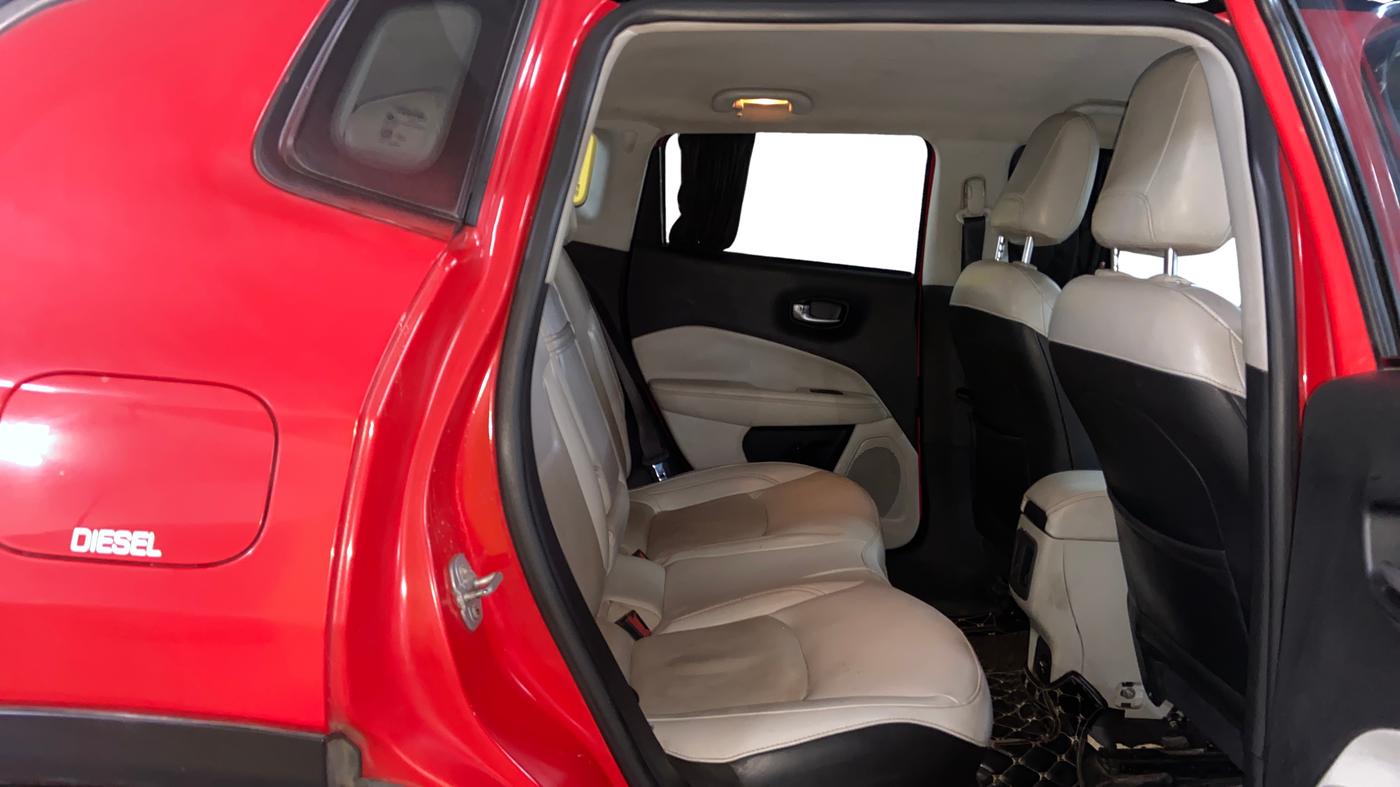 2018 Jeep Compass LIMITED 2.0 DIESEL 4X4, Diesel, Manual, 81,254 km, Right Side Rear Door Cabin