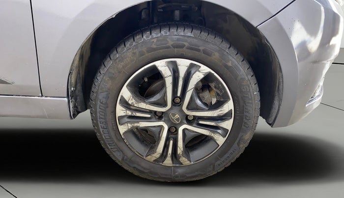 2019 Tata Tiago XZA PETROL, Petrol, Automatic, 1,35,342 km, Right Front Wheel