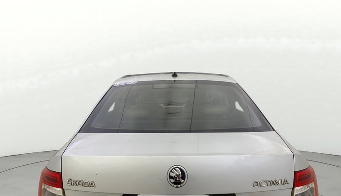 2016 Skoda Octavia 2.0 TDI CR STYLE PLUS AT, Diesel, Automatic, 60,469 km, Rear Windshield