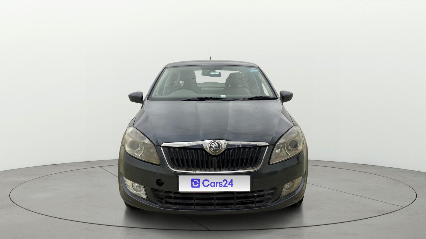 2015 Skoda Rapid 1.6 MPI STYLE PLUS, CNG, Manual, 1,29,687 km, Front