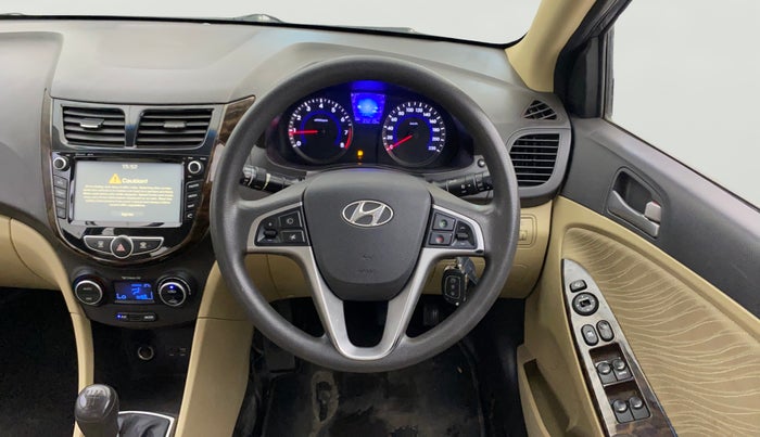 2016 Hyundai Verna 1.6 VTVT SX, Petrol, Manual, 39,219 km, Steering Wheel Close Up