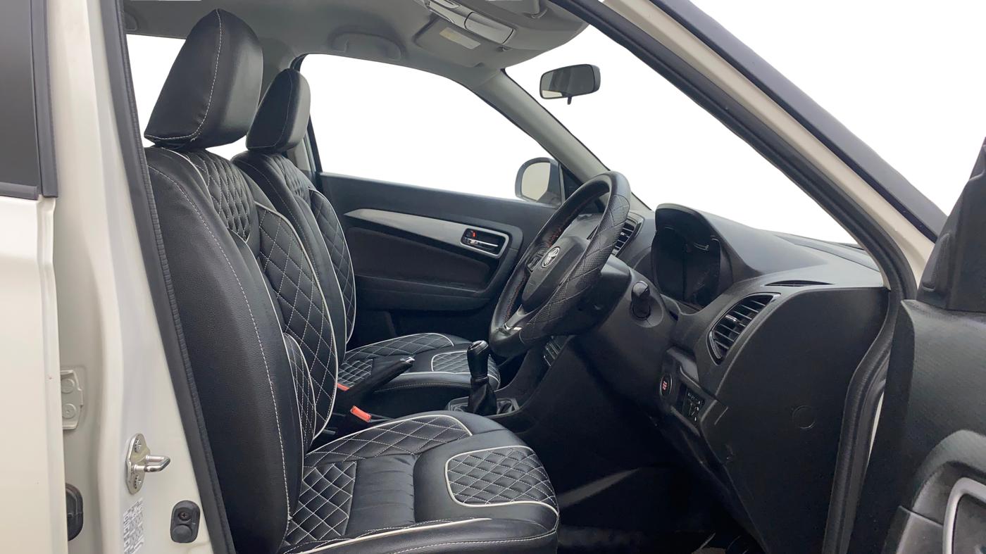 2020 Toyota URBAN CRUISER HIGH GRADE MT, Petrol, Manual, 44,175 km, Right Side Front Door Cabin