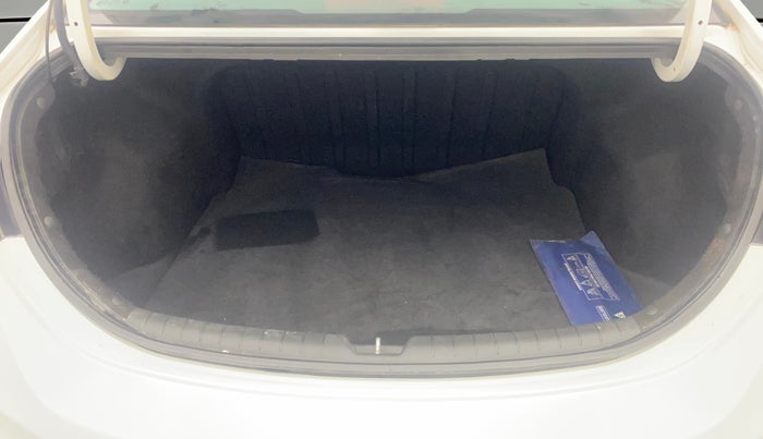 2017 Hyundai Verna 1.6 VTVT SX (O) AT, Petrol, Automatic, 39,750 km, Boot Open Zoomed View