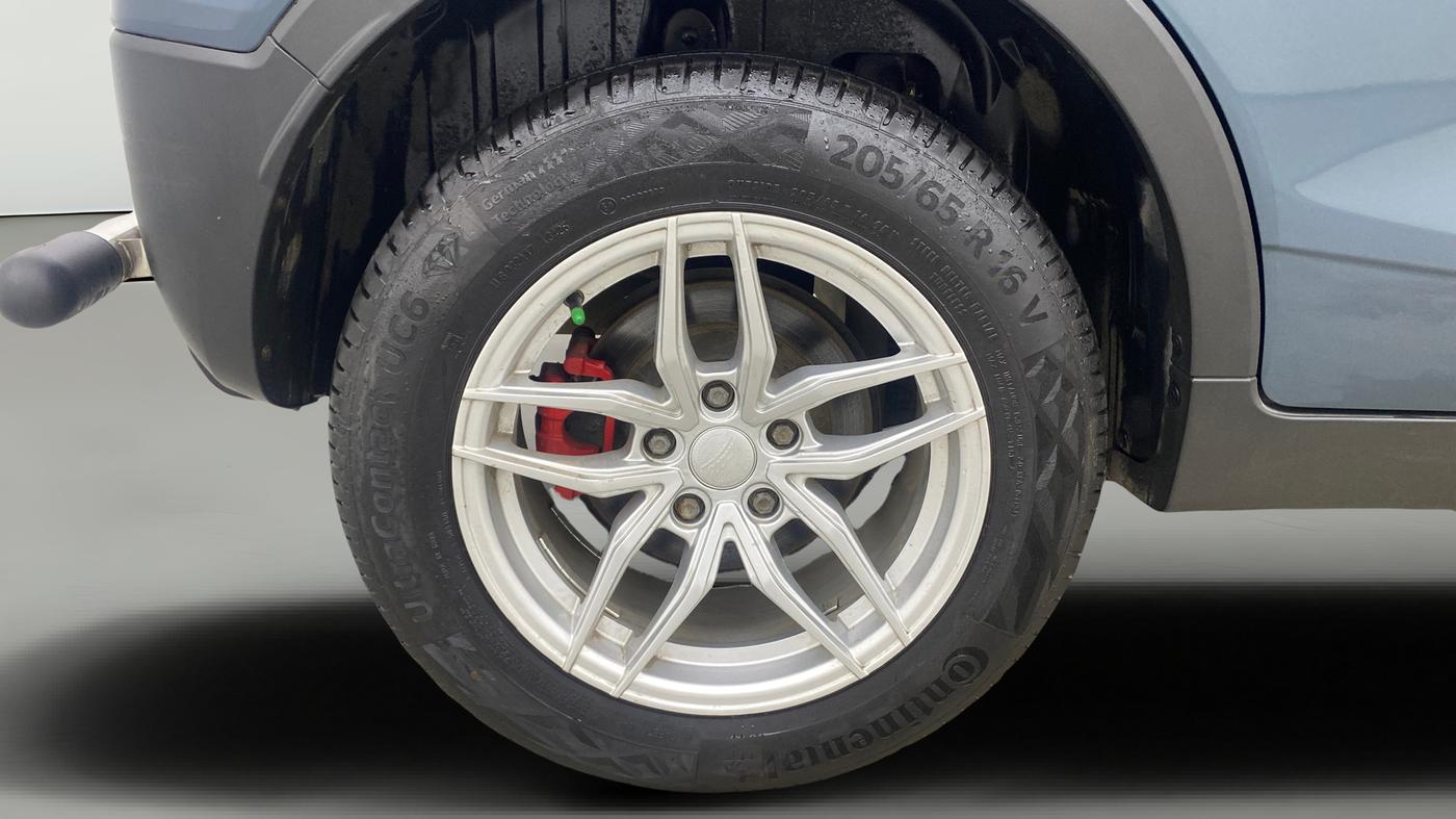 2021 Mahindra XUV300 W6 1.5 Diesel, Diesel, Manual, 46,982 km, Right Rear Wheel