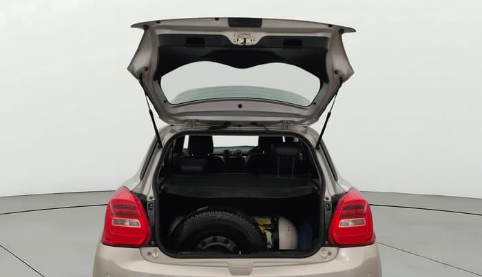 2022 Maruti Swift ZXI CNG, CNG, Manual, 92,126 km, Boot Door Open