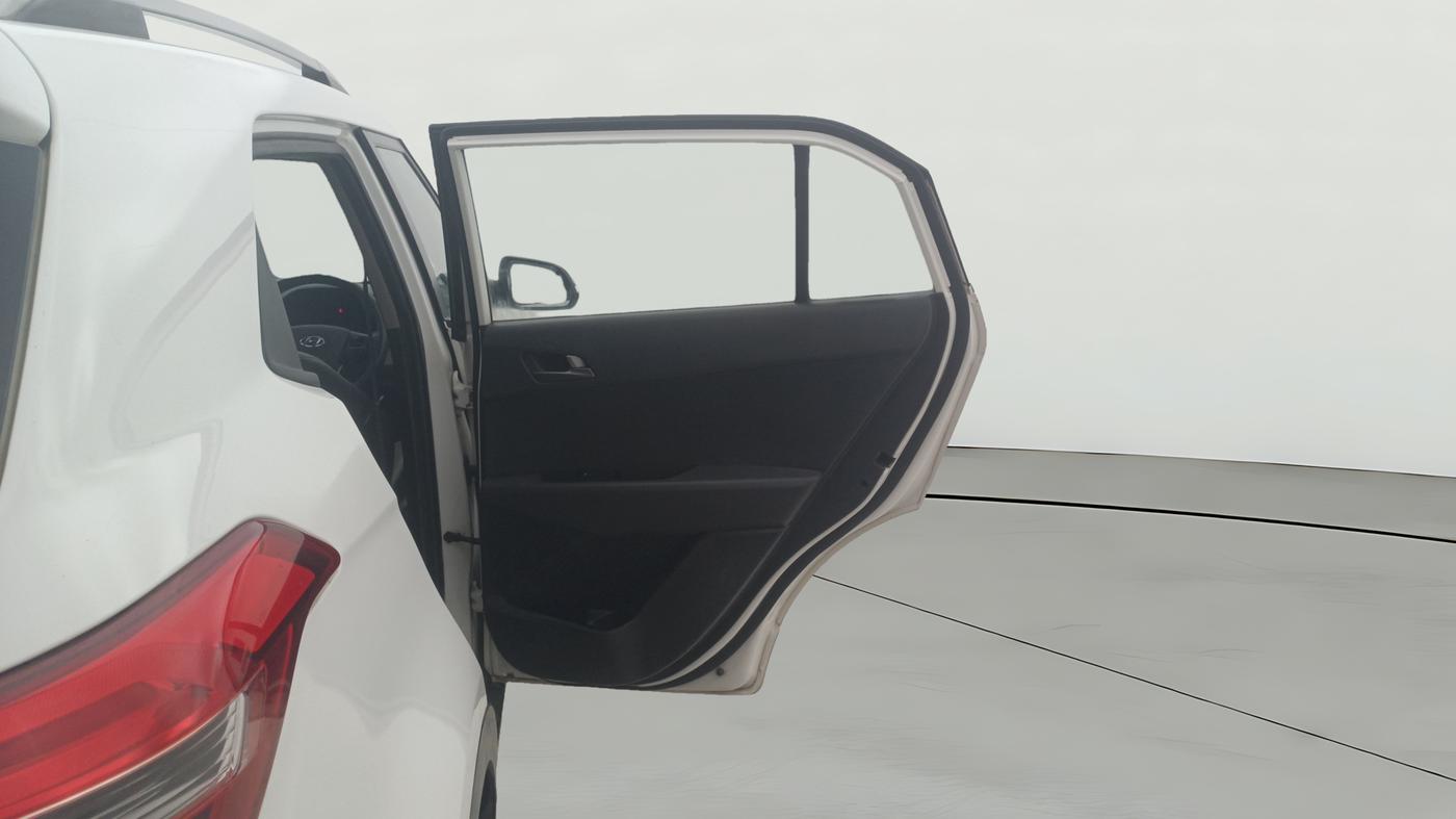 2016 Hyundai Creta SX PLUS 1.6 PETROL, Petrol, Manual, 82,855 km, RHS Rear Door