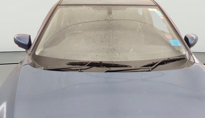 2016 Maruti Baleno ALPHA PETROL 1.2, Petrol, Manual, 67,811 km, Front Windshield