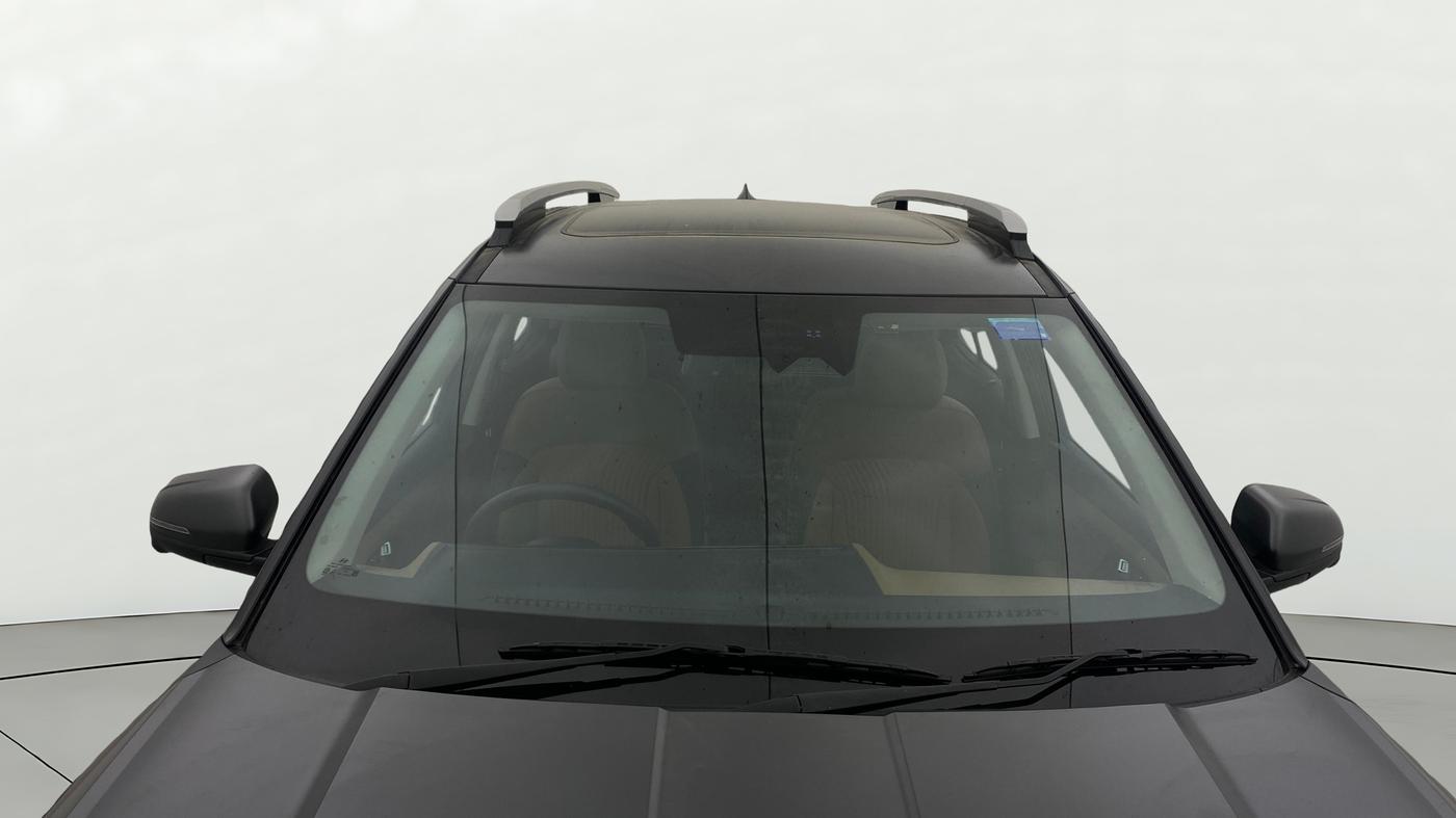 2024 Hyundai ALCAZAR Signature 7 STR 1.5 Turbo GDi Petrol DCT, Petrol, Automatic, 7,165 km, Front Windshield