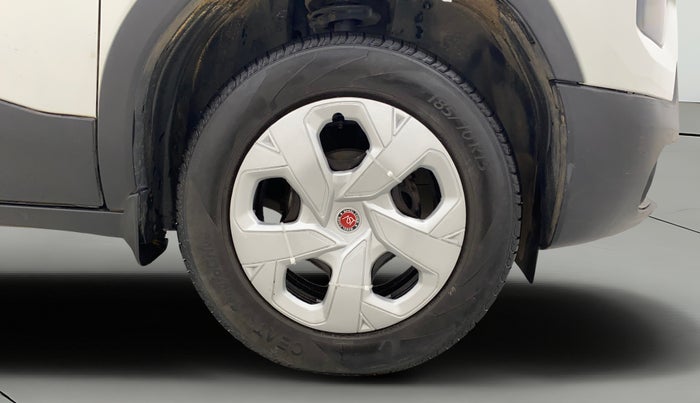 2022 Tata PUNCH ACCOMPLISHED MT, Petrol, Manual, 86,781 km, Right Front Wheel