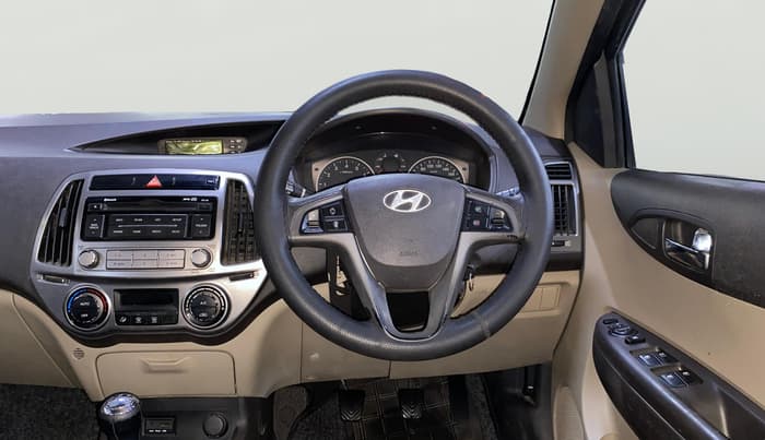 2013 Hyundai i20 SPORTZ 1.2, Petrol, Manual, 59,461 km, Steering Wheel Close Up