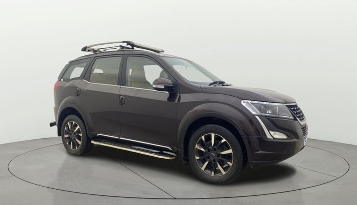 2018 Mahindra XUV500 W11, Diesel, Manual, 48,357 km, Right Front Diagonal