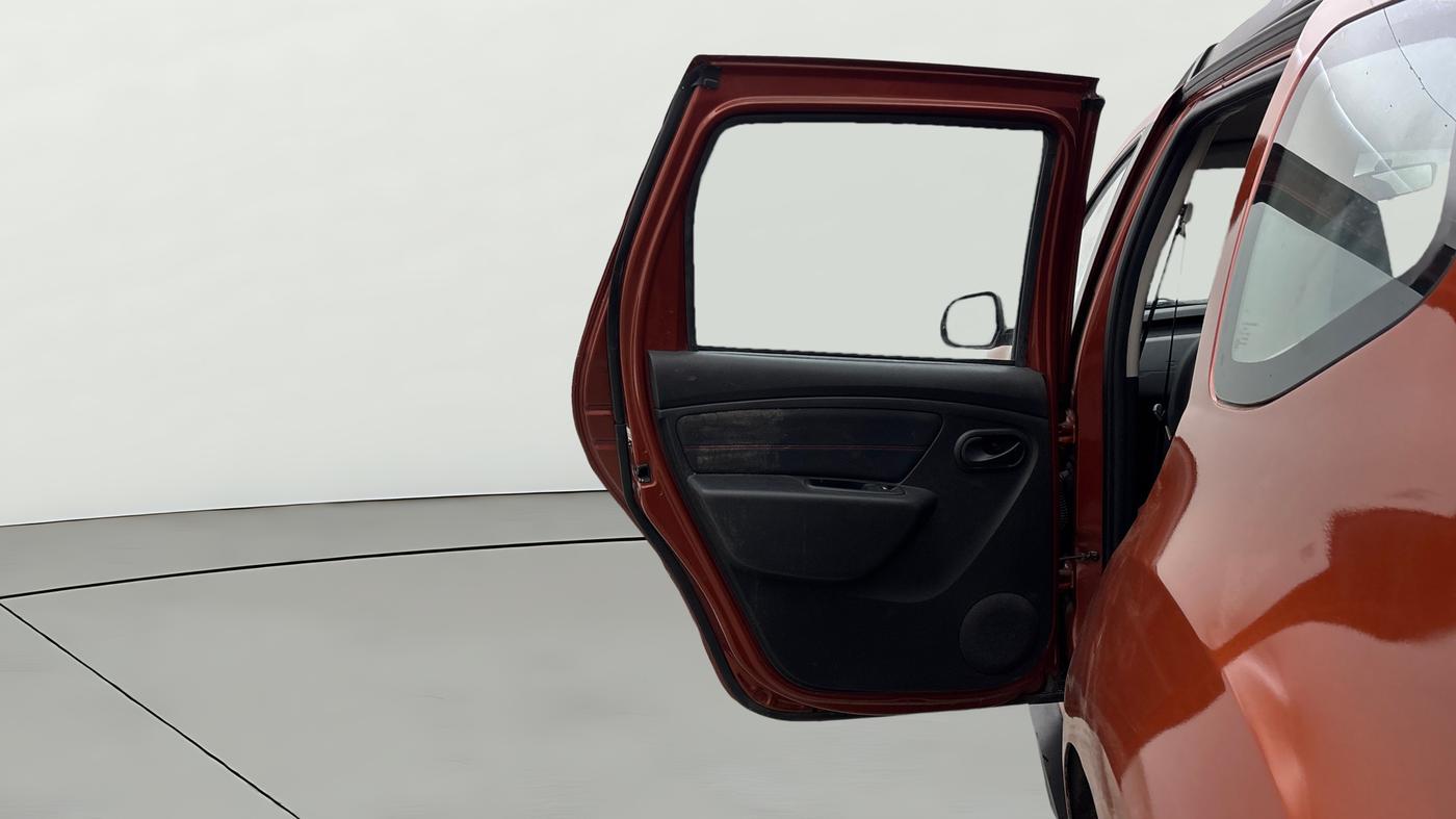 2018 Renault Duster RXS CVT, Petrol, Automatic, 15,395 km, LHS Rear Door