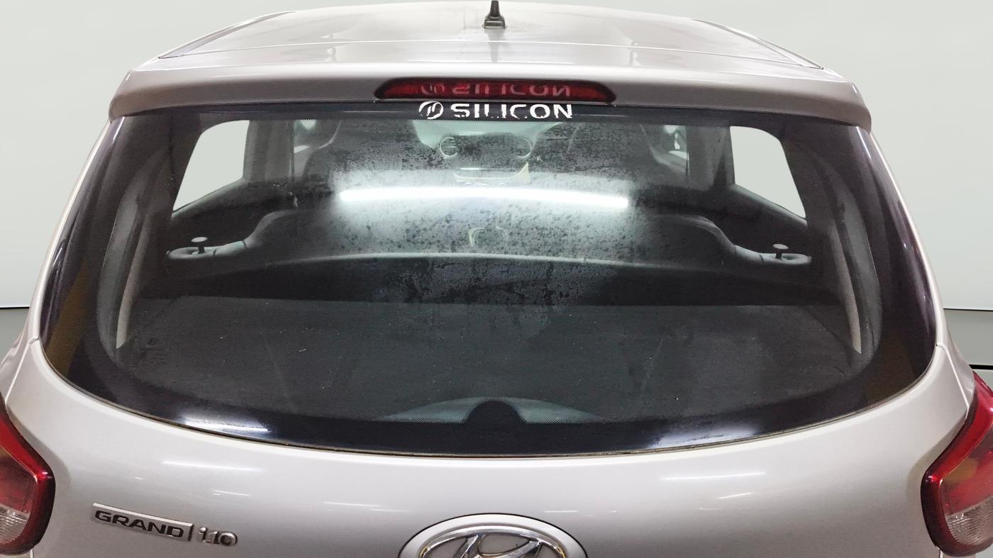 2018 Hyundai Grand i10 MAGNA 1.2 KAPPA VTVT, CNG, Manual, 83,515 km, Rear Windshield
