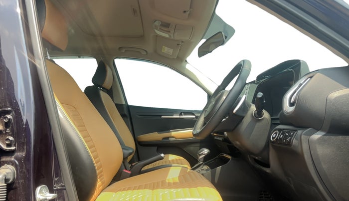 2024 KIA SONET 	 HTX 1.0 TURBO DCT, Petrol, Automatic, 26,836 km, Right Side Front Door Cabin