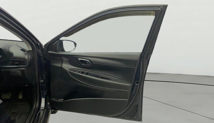 2023 Hyundai NEW I20 Sportz 1.2 IVT, Petrol, Automatic, 17,729 km, RHS Front Door