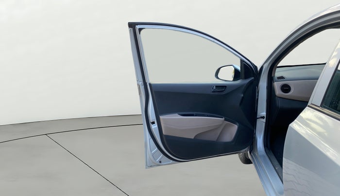 2016 Hyundai Grand i10 MAGNA 1.2 KAPPA VTVT, Petrol, Manual, 77,691 km, LHS Front Door