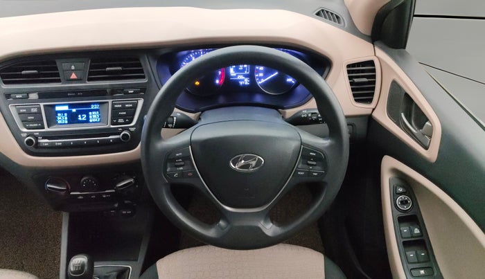 2017 Hyundai Elite i20 SPORTZ 1.2, CNG, Manual, 73,687 km, Steering Wheel Close Up